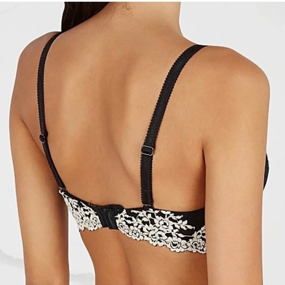 Wacoal Embrace black lace Bra size 36C